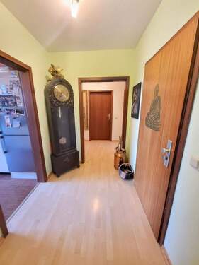 Wohnungsflur - Etagenwohnung mit 130,00 m&sup2; in Steinburg/Eichede zum Kaufen