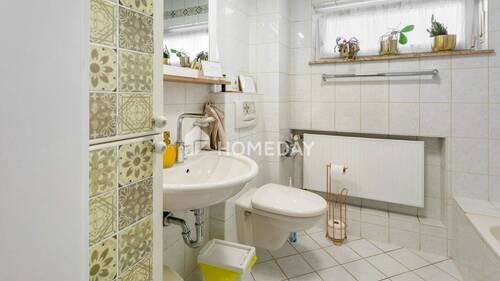 1. OG Badezimmer 2 - 