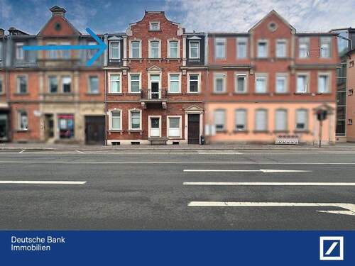 Frontseite - Erdgeschoss-Terrassenwohnung in Erlangen - Zwei Zimmer mit Potenzial !!!