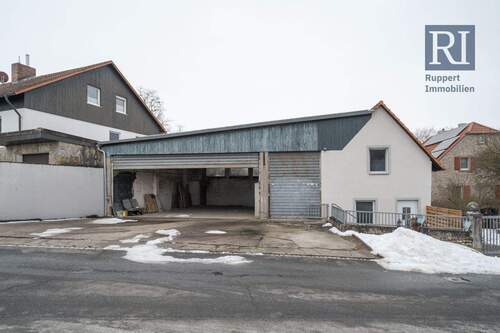 Ansicht Straße - Mehrfamilienhaus, Wohnhaus in Obernbreit