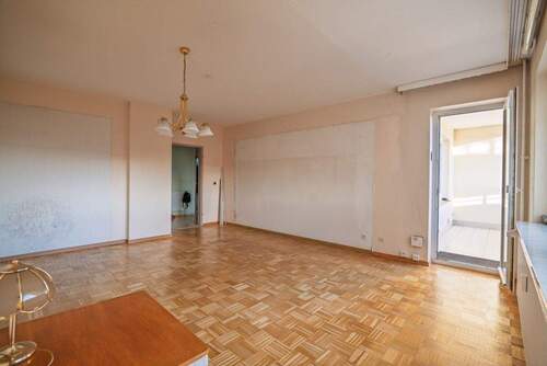 Wohnzimmer, Balkon - 