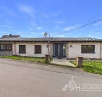 Stilvoll sanierter Bungalow | modernste Technik | Wohnen am Waldrand | 54484 Maring-Noviand