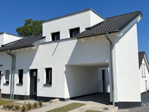 Hausansicht - Doppelhaushälfte mit 159,70 m² in Mainz zur Miete