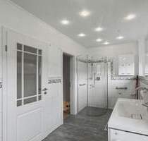 Charmantes Reihenhaus mit Garage & eigener Wellness-Oase - Bremen Burgdamm