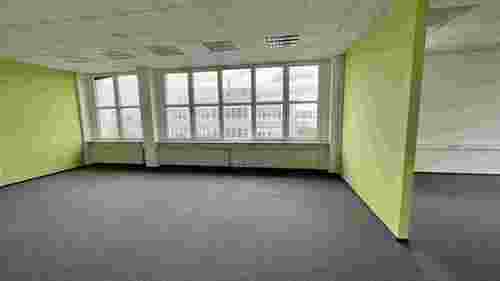 20220225_103610222_iOS.jpg - Büro mit 440,00 m&sup2; in Darmstadt zur Miete