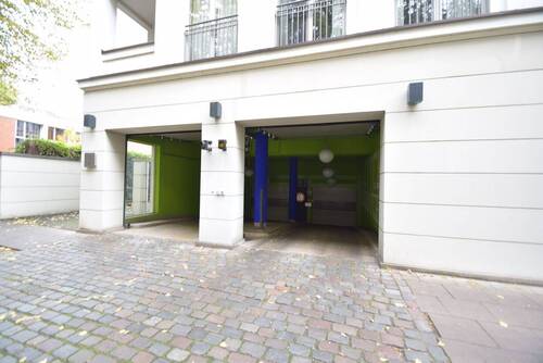 Zufahrt - 1 Zimmer Einfamilienhaus zur Miete in Hamburg