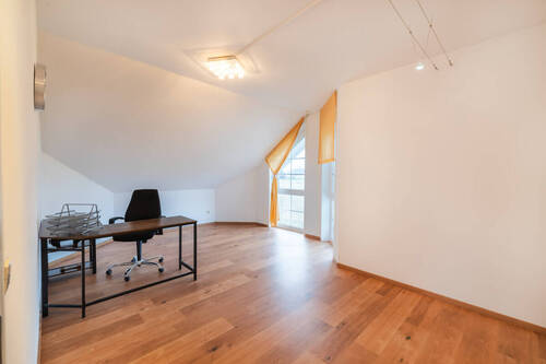 Schlafzimmer im Dachgeschoss - 