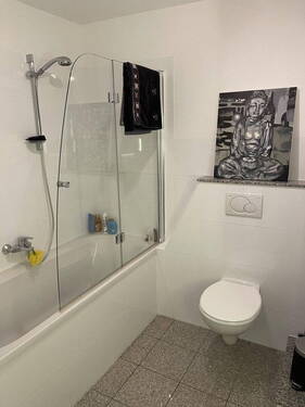 Bad 1.OG - 6 Zimmer Reihenmittelhaus zum Kaufen in Wuppertal