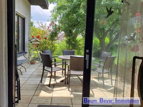 Terrasse vor dem Wohn-/ Esszimmer - 