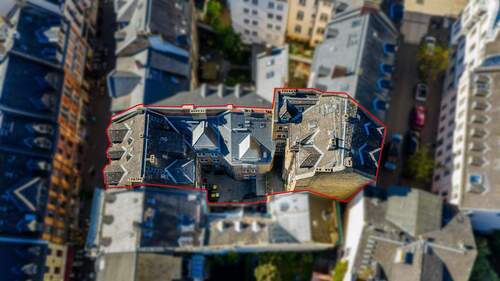 Blick auf das Ensemble - 2 Zimmer Mehrfamilienhaus, Wohnhaus in Wiesbaden