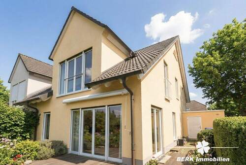 Rückseite - 4 Zimmer Doppelhaushälfte in Haibach