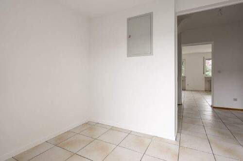 Bild 2 - 7 Zimmer Reihenmittelhaus in Wendelstein