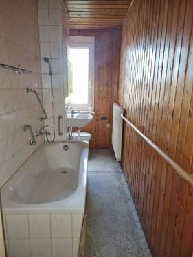 Bad - 2 Zimmer Etagenwohnung in Crimmitschau