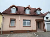 Straßenansicht Haus - Einfamilienhaus mit Einliegerw. od. Büro in ruhiger Umgebung von KA-Grünwinkel