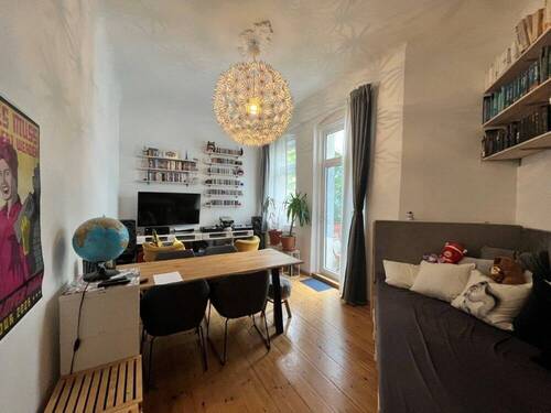 Zimmer_mit_Balkon - 