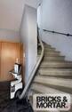 Hausflur mit Treppenlift - 