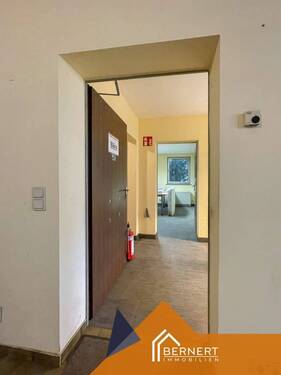Eingang Büro - 