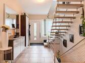 Flur EG - 7 Zimmer Einfamilienhaus in Lähden