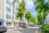 Hausansicht und Blick zum Savi - 8 Zimmer Etagenwohnung zum Kaufen in Berlin