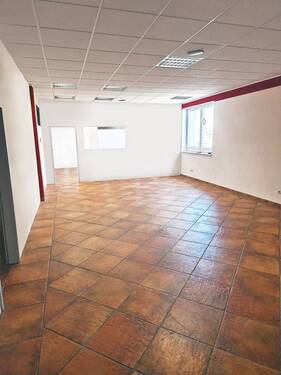 Gewerbeflaeche_EG_Raum_2_1.jpg - 