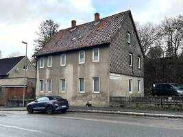 Sanierungsbedürftiges Einfamilienhaus mit großem Grundstück und viel Potenzial - Gronau
