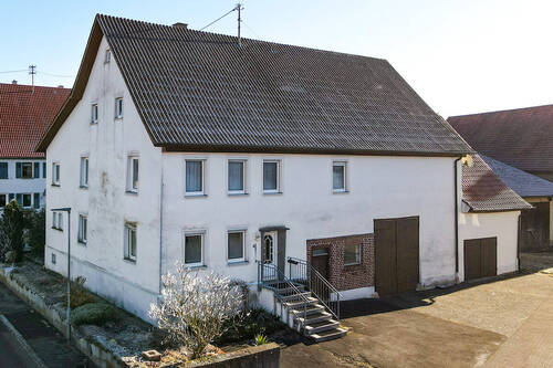 Objektbild - Charmantes Bauernhaus und richtig viel Platz für Fahrzeuge, Lager, und große Hobby`s