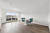 1 - #KOMINOS IMMOBILIEN# **NEUER KAUFPREIS** Moderne und helle 3-Zimmer ETW im 2. OG, in fußläufiger Entfernung zur Innenstadt