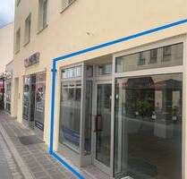 Kleines Ladenlokal (Gastro ) im Nürnberger Fastfood Hotspot (Brunnengasse)