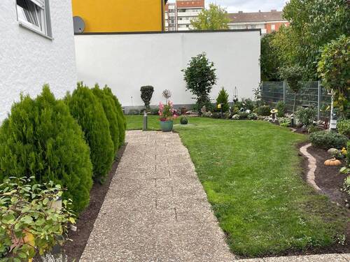 Hauszugang - 3 Zimmer Etagenwohnung in Herzogenaurach