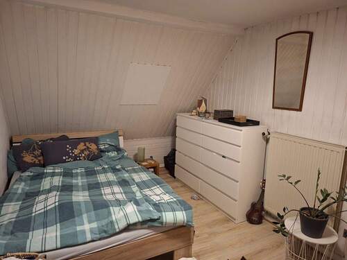 Schlafzimmer im vorderen Haus DG - 