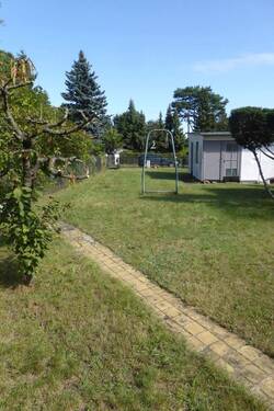 Garten - Müggelheim ruft-- ca. 706 qm Baugrundstück im Grünstadter Weg