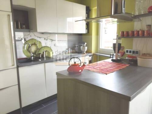 Küche - 5 Zimmer Einfamilienhaus zum Kaufen in Mülheim-Kärlich