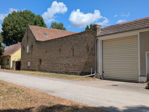 Straßenansicht - 8 Zimmer Mehrfamilienhaus, Wohnhaus in Trebbin