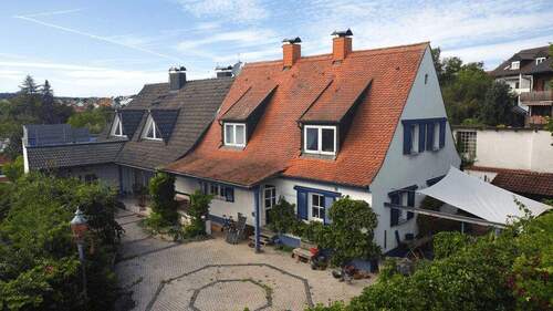 Außenansicht - 7 Zimmer Mehrfamilienhaus, Wohnhaus zum Kaufen in Walsdorf