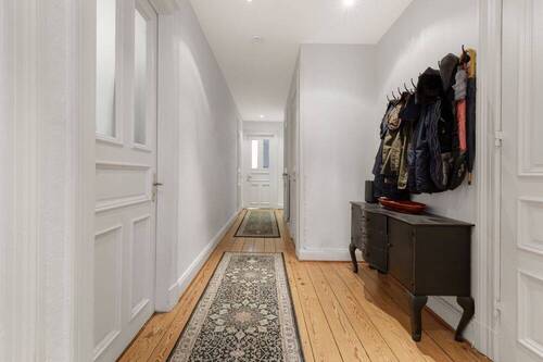 Flur - Etagenwohnung mit 112,00 m&sup2; in Hamburg zum Kaufen