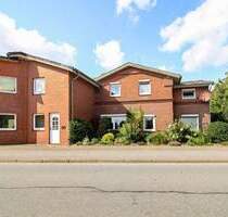 Viel Platz & Gestaltungsmöglichkeiten - Einfamilienhaus mit Einliegerwohnung in Sommerland