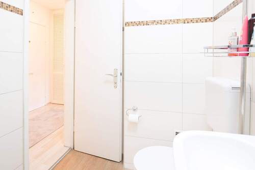 Dachauer_Str_371_Badezimmer_02.jpg - 