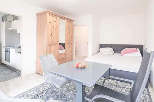 Dachauer_Str_371_Wohnzimmer_02.jpg - 