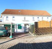 Sonnenbaden: Schönes EFH mit Garten und Garage in ruhiger Ortslage - Auma-Weidatal