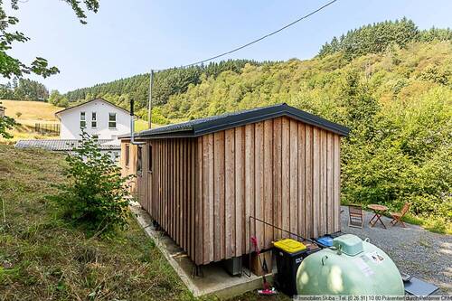 Gastank neben dem Haus - 