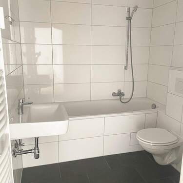 Badezimmer - 3 Zimmer Etagenwohnung in Mönchengladbach