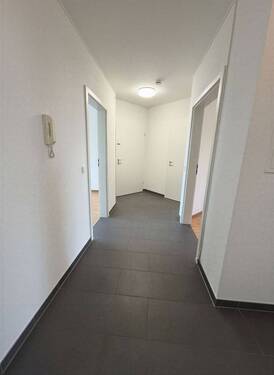 Flur - 3 Zimmer Etagenwohnung in Neustadt an der Aisch