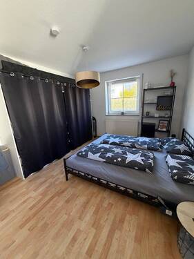 Schlafzimmer - Etagenwohnung mit 76,30 m&sup2; in Neustadt an der Aisch zur Miete
