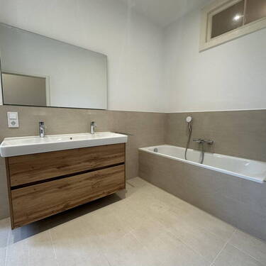 Bad - 4 Zimmer Etagenwohnung in Offenbach am Main