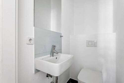 separates WC - 