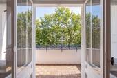 großer Balkon - 