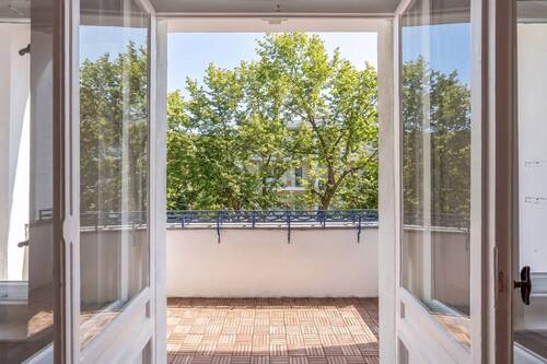 großer Balkon - 