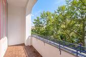 großer Balkon - 