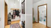 Flur 1 - 