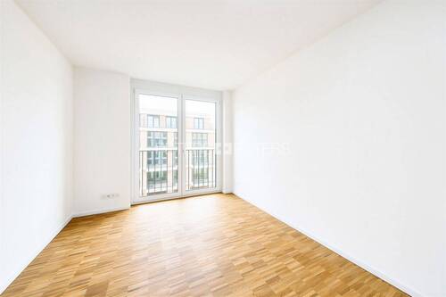 Zimmer 2 - 
